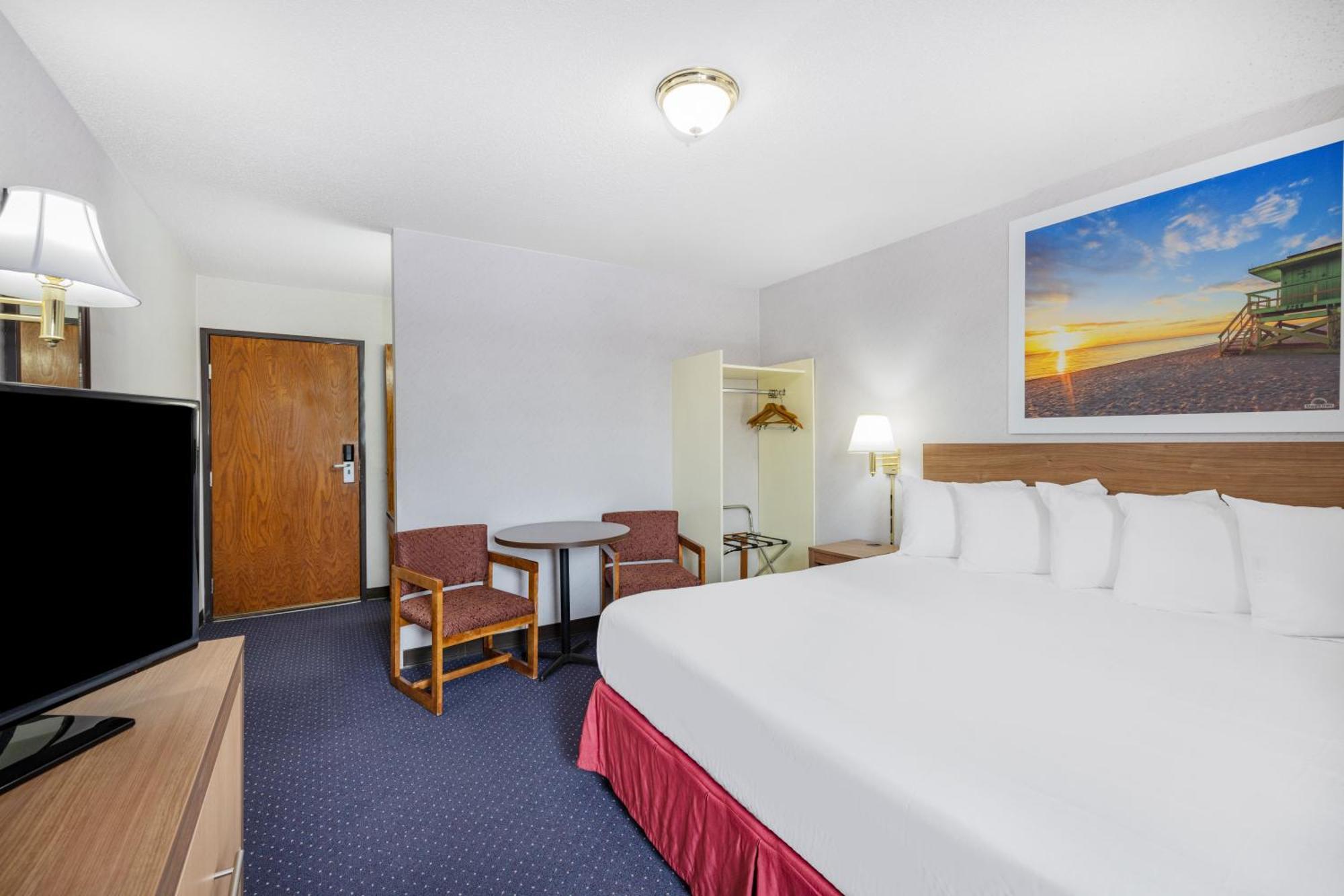 Days Inn By Wyndham Monticello Exterior photo