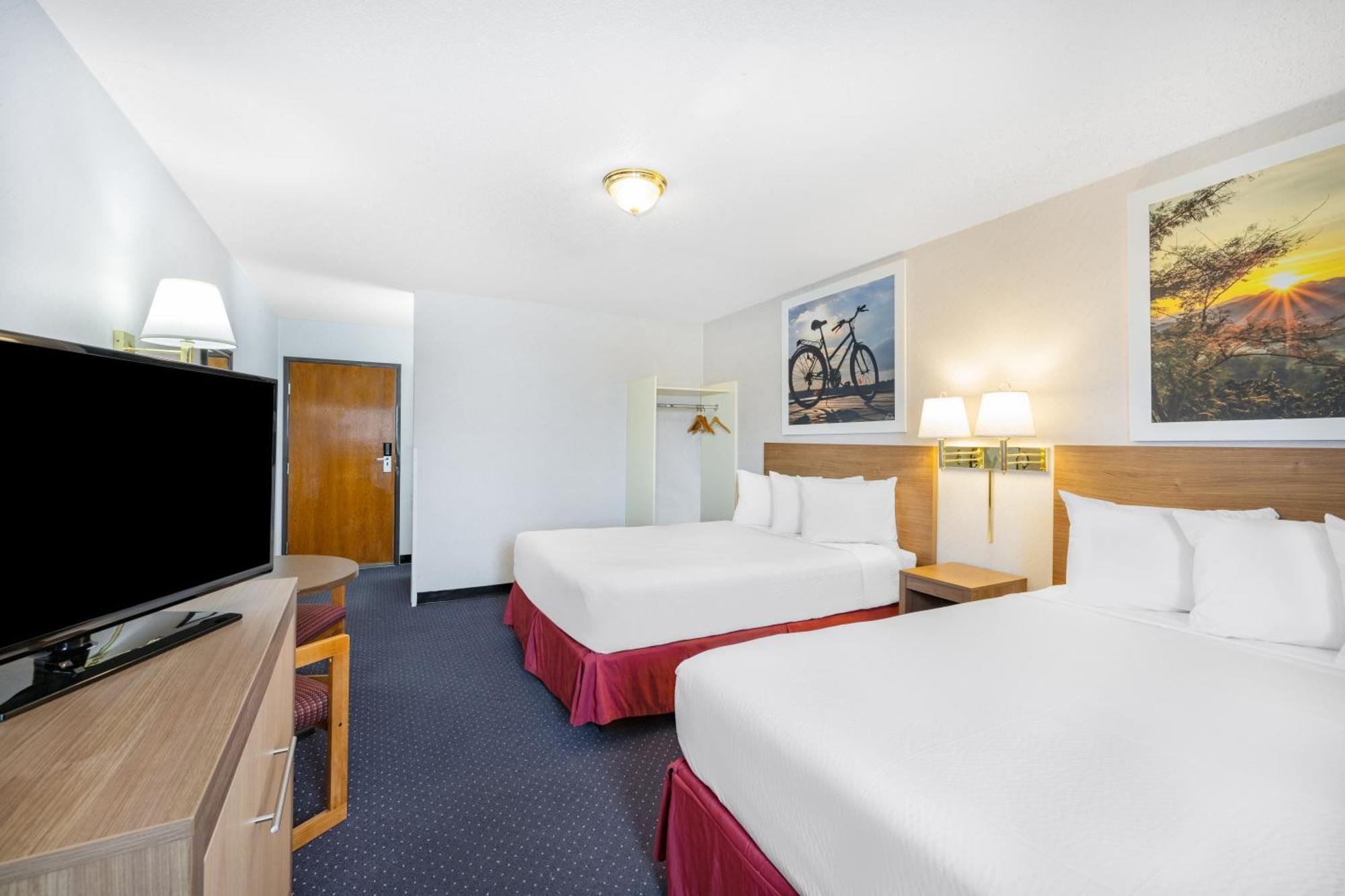 Days Inn By Wyndham Monticello Exterior photo